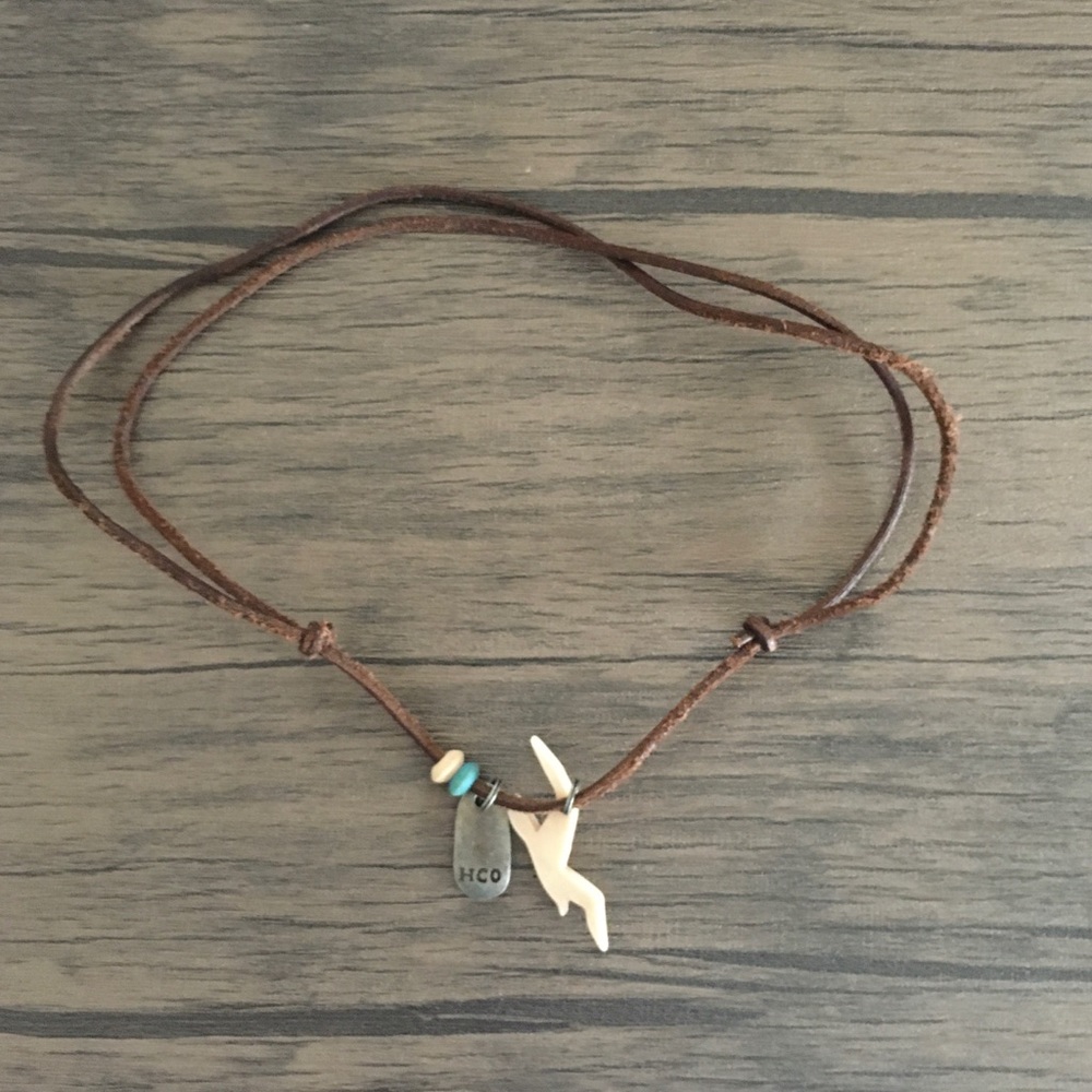Hollister Co. necklace